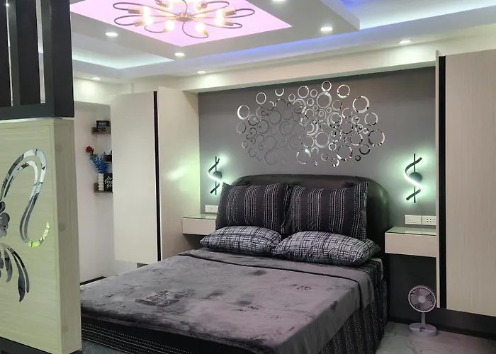 Condo Azur Suites B316 Near Airport, Netflix, Stylish, Cozy With Swimming Pool